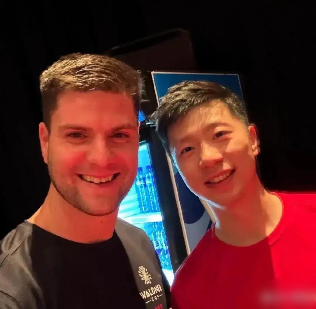 包含日本乒乓球队横扫瑞典乒乓球队，奥恰洛夫送出助攻的词条