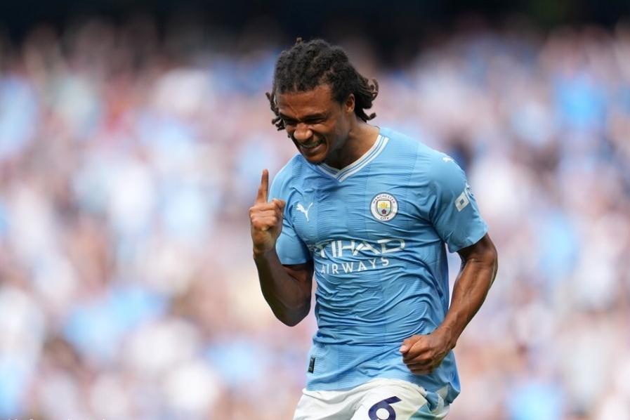 罗马横扫那不勒斯，科瓦契奇完成帽子戏法