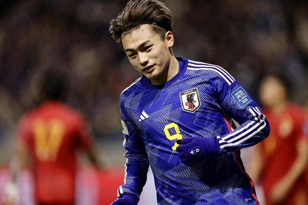 关于丹麦强势比利时,范佩西完成帽子戏法的信息 关于丹麦强势比利时,范佩西完成帽子戏法的信息