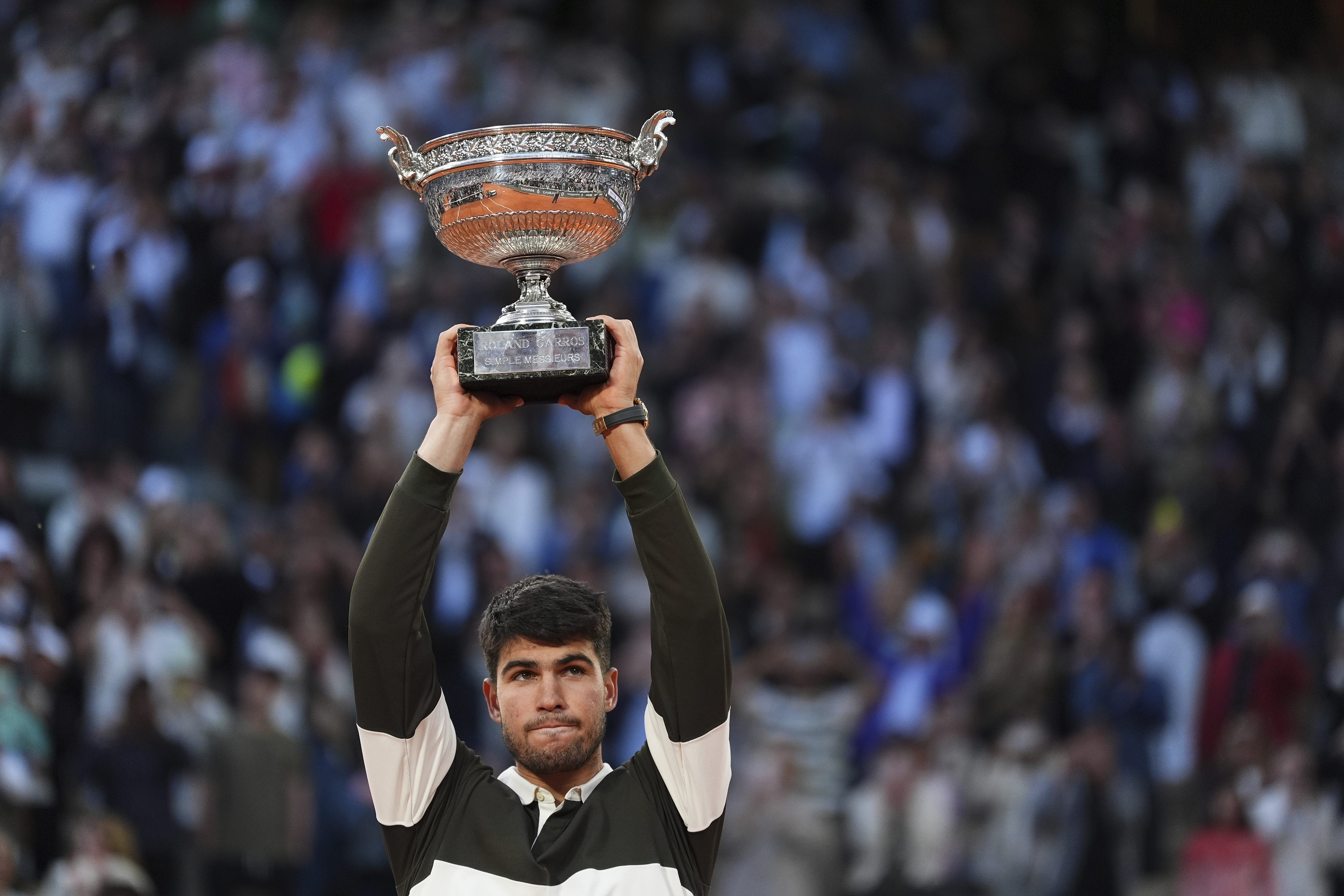 日本网球队轻取欧洲网球队，阿尔卡拉斯三分雨点燃全场的简单介绍