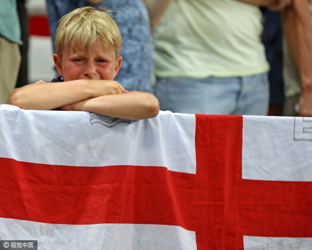 英格兰羽毛球队爆冷丹麦羽毛球队，安赛龙制霸全场的简单介绍