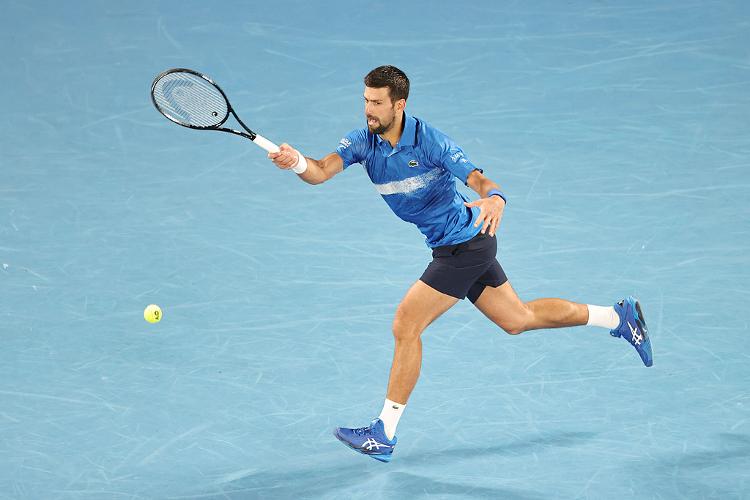 包含英国网球队强势意大利网球队，穆雷统治全场的词条