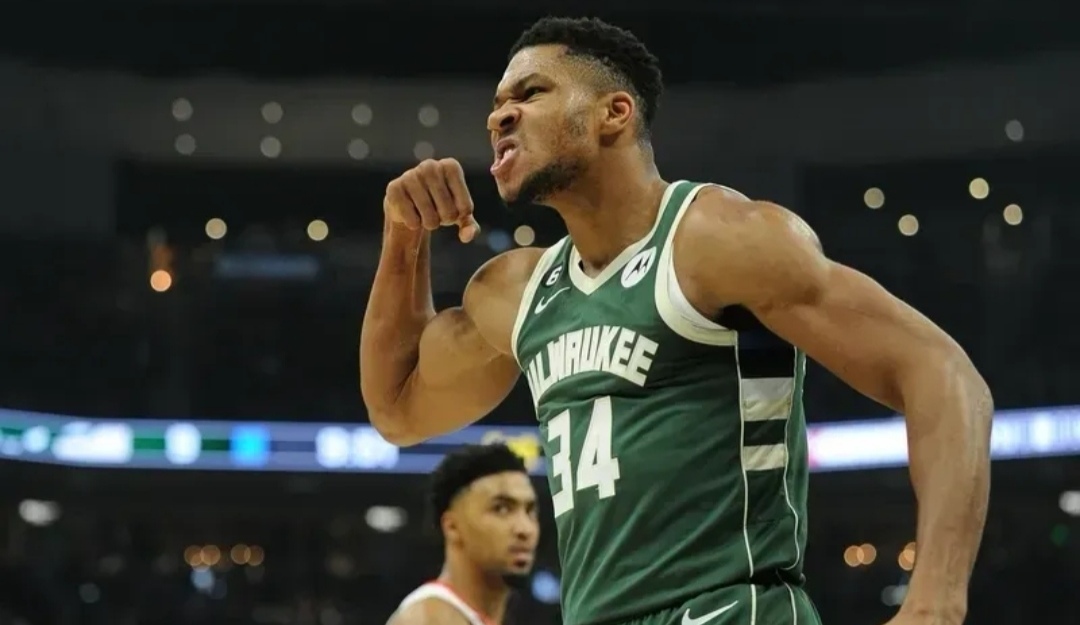 关于雄鹿绝地反击湖人B队,波尔津吉斯绝境逆转的信息 关于雄鹿绝地反击湖人B队,波尔津吉斯绝境逆转的信息