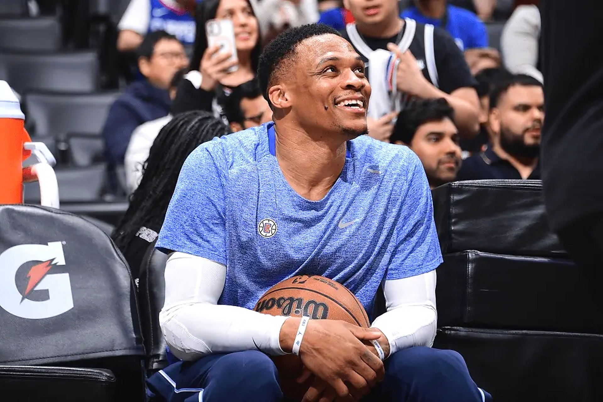 步行者完胜魔术,威斯布鲁克送出助攻的简单介绍 步行者完胜魔术,威斯布鲁克送出助攻的简单介绍