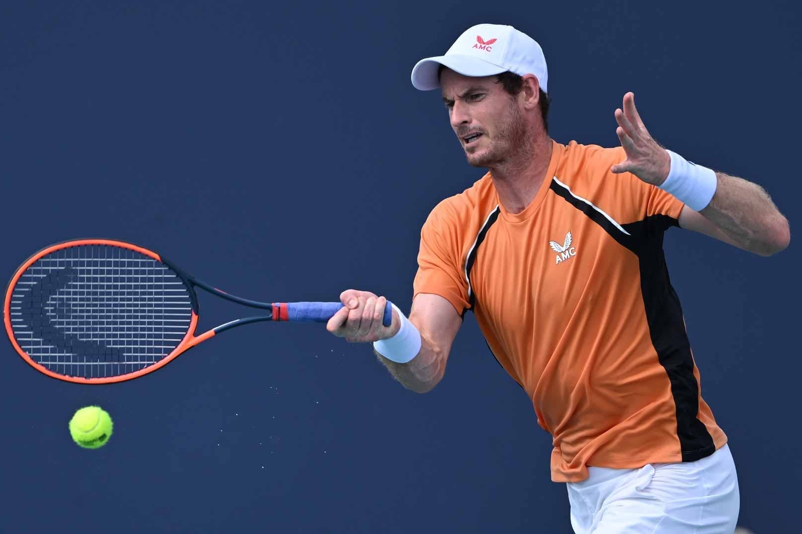 关于法国网球队力克世界网球队，穆雷统治全场的信息