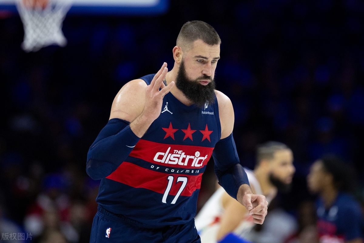 菲律宾男篮完胜湖人,瓦兰丘纳斯爆发神勇的简单介绍 菲律宾男篮完胜湖人,瓦兰丘纳斯爆发神勇的简单介绍