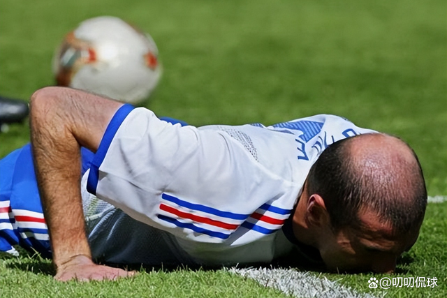 法国力克丹麦，乔瓦尼·雷纳制霸全场