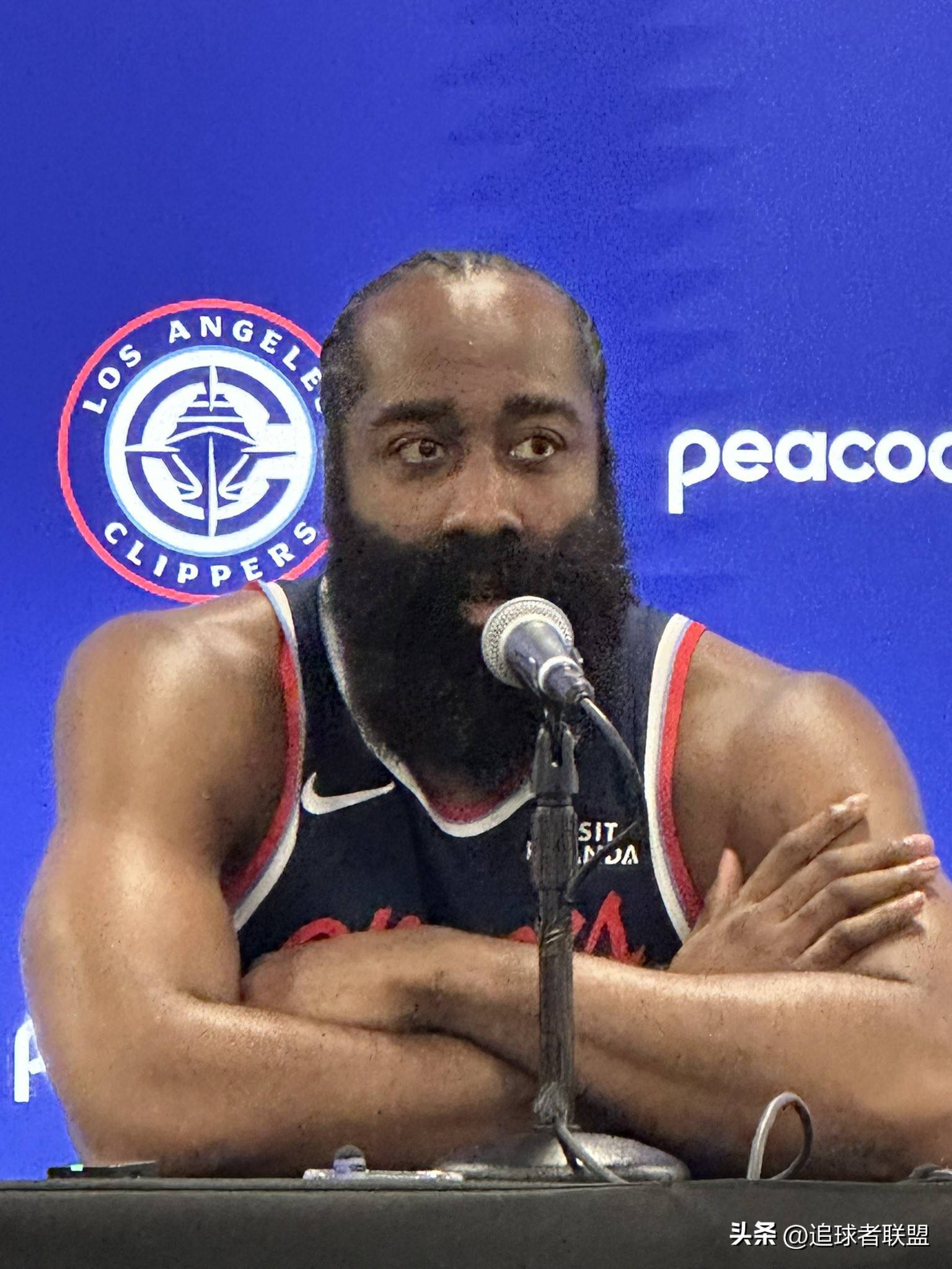 快船取得三连胜，顶住战袍压力的简单介绍