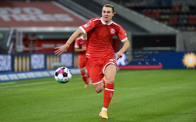 波鸿连胜收获三分,强势登顶德乙联赛榜首 波鸿连胜收获三分,强势登顶德乙联赛榜首