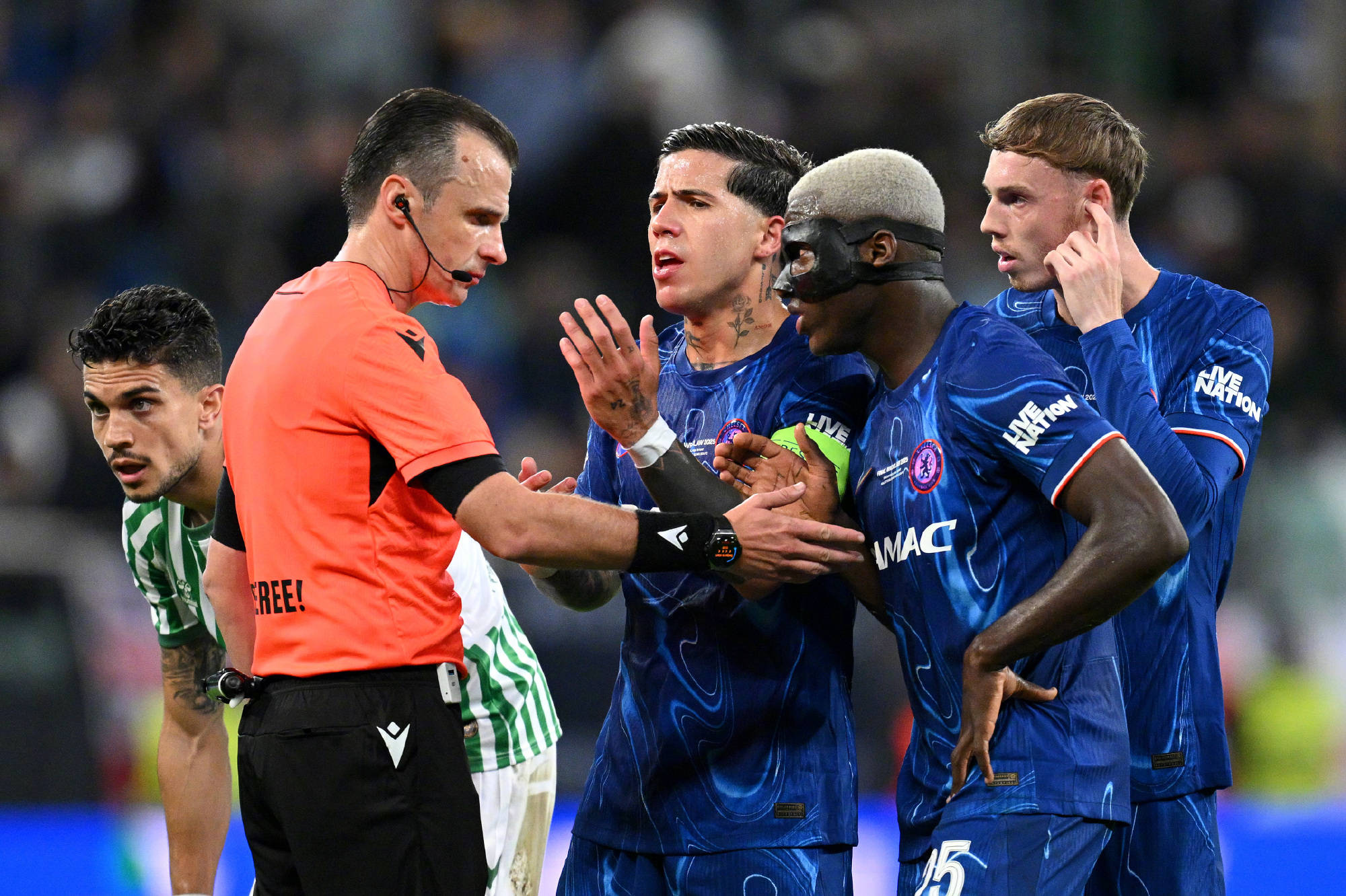 关于切尔西全场压制对手,取得大胜的信息 关于切尔西全场压制对手,取得大胜的信息