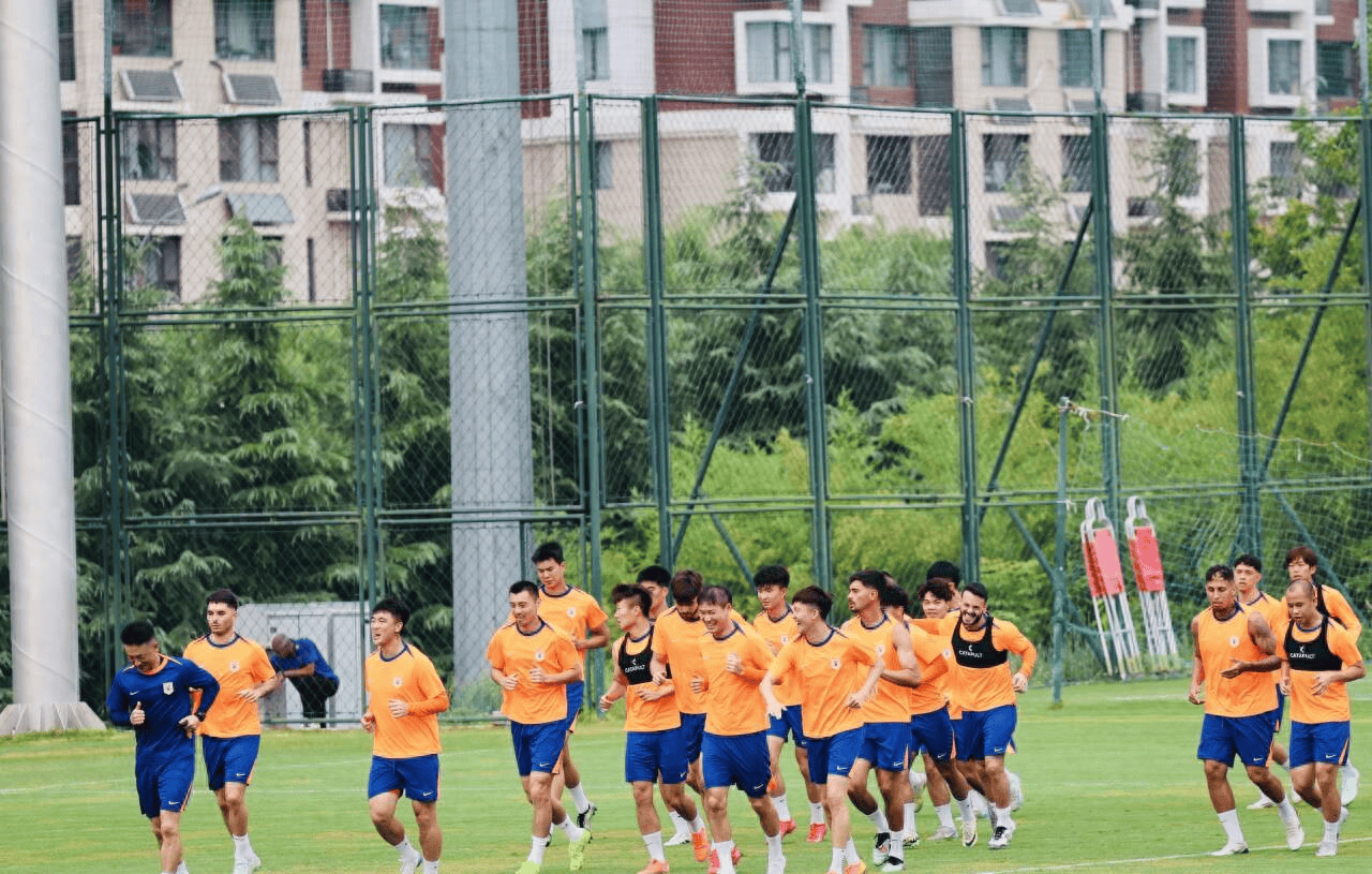 关于战术调整后,国家队积极备战国际比赛的信息 关于战术调整后,国家队积极备战国际比赛的信息