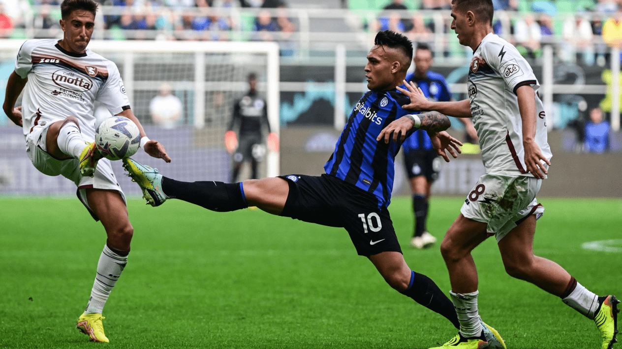 包含佛罗伦萨客场失利，团队怎样拼搏坚持到底？的词条