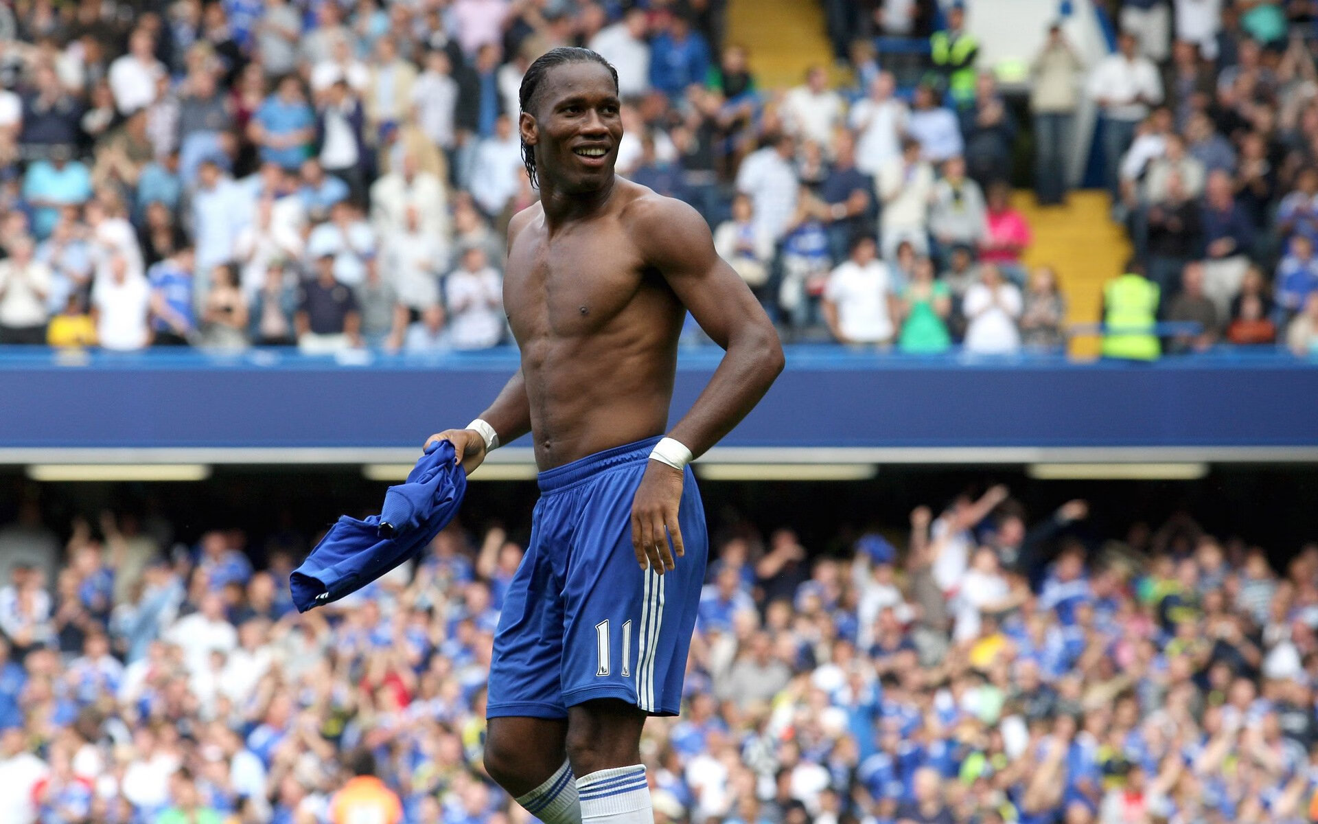 世界杯之夜，马克西的防守艺术如何锁死对手