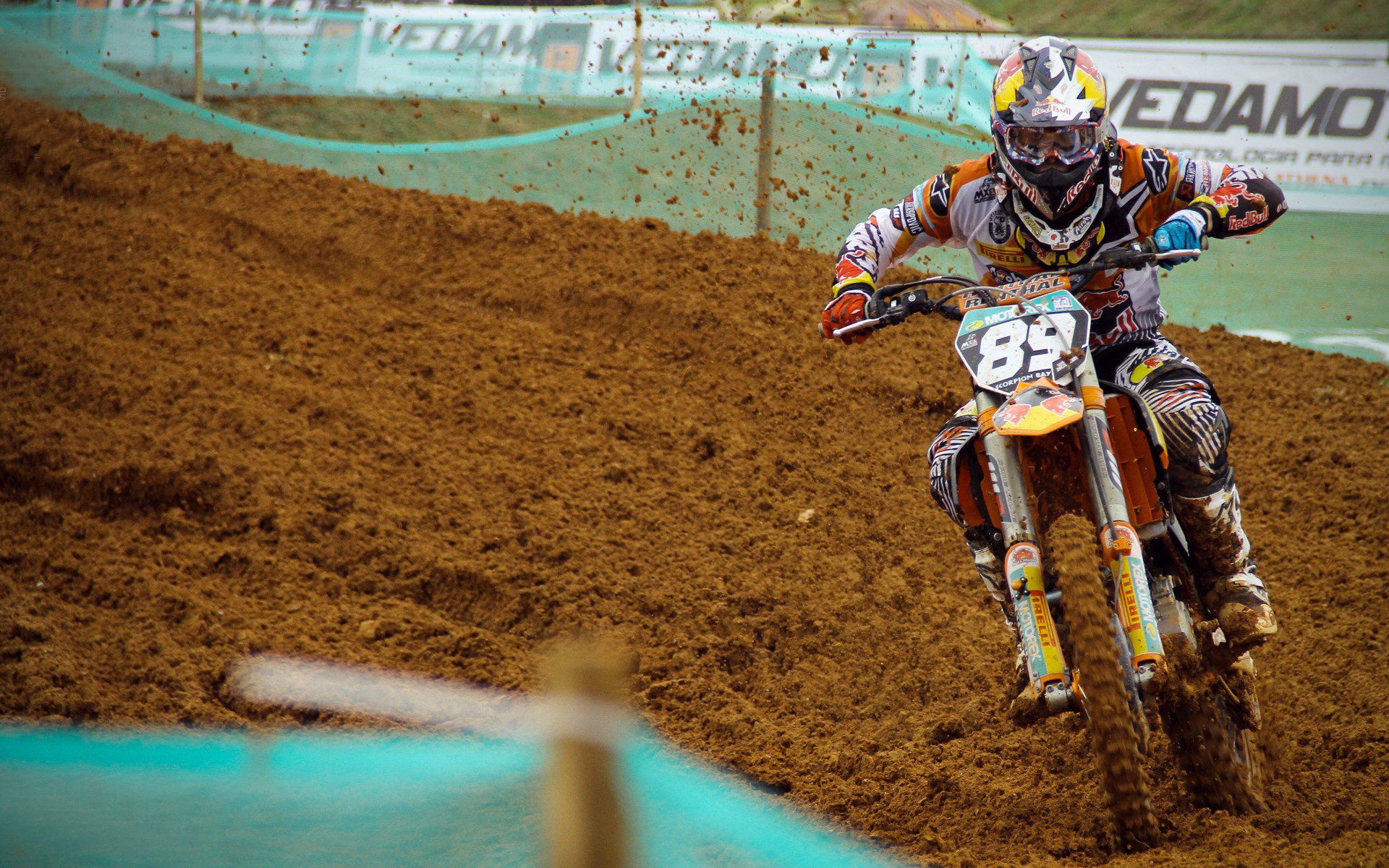 芬兰稳稳拿下德国,罗德里戈刷新纪录,北欧神话与绿茵传奇的双重奏