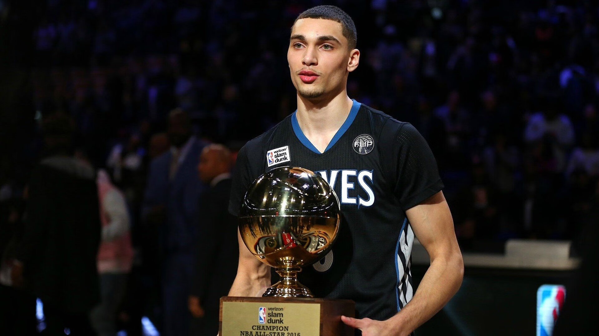 奥运周期关键战,哥斯达黎加血拼利物浦,一场跨越维度的焦点对决